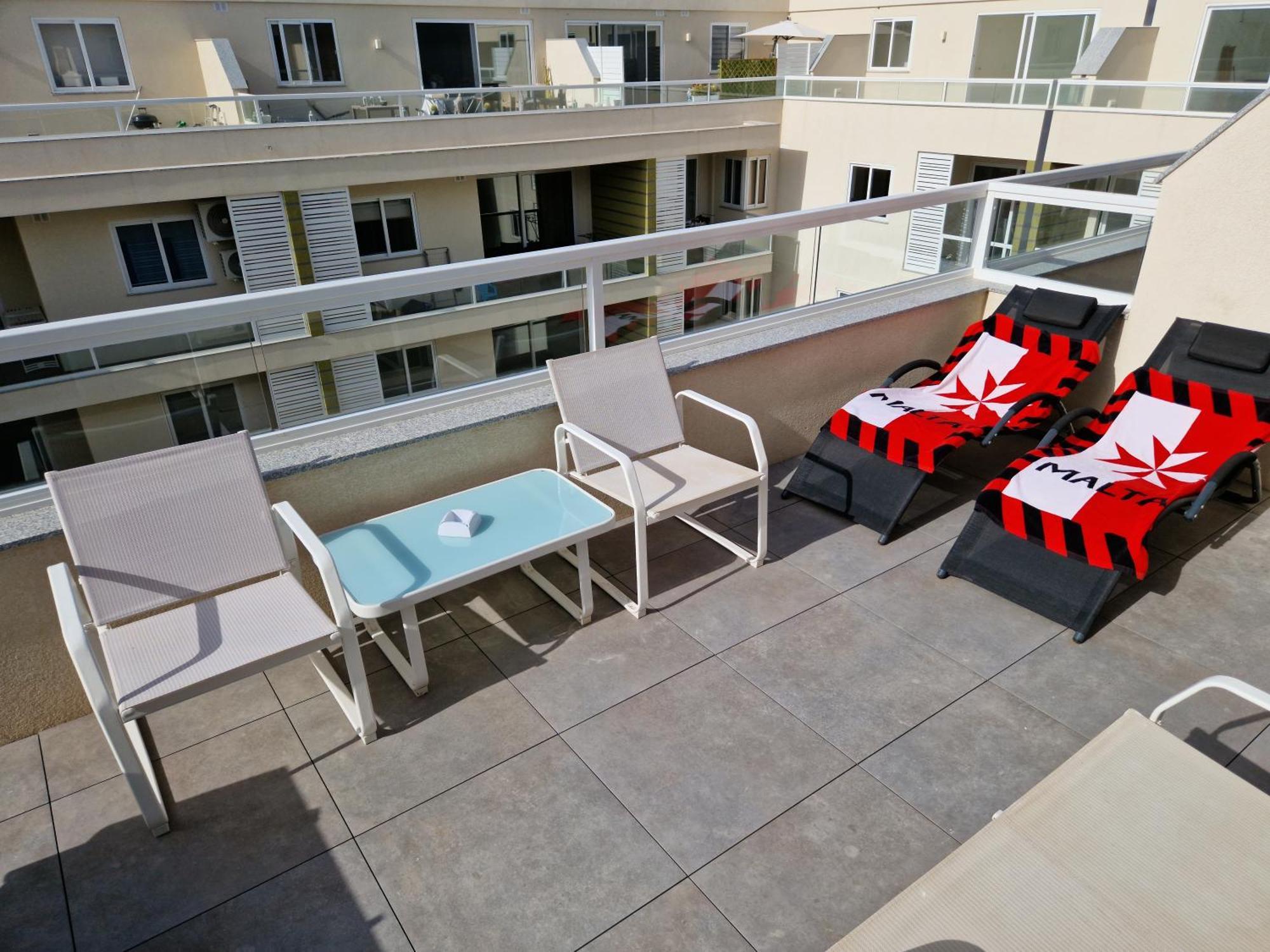 Sea View New Penthouse Terrace & Garage Parking Apartment St. Paul's Bay Exterior photo